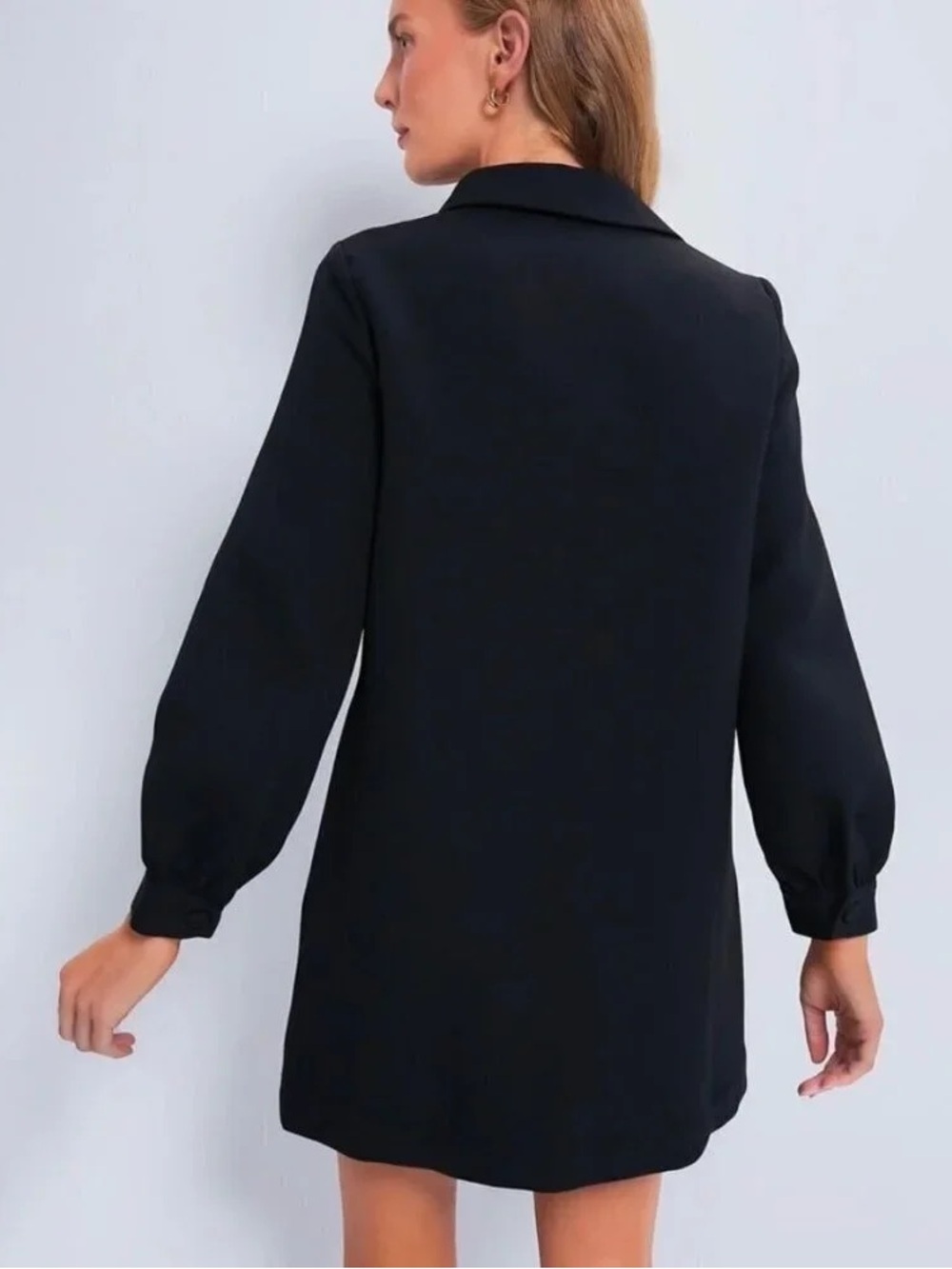 Classic Black Long Sleeve Shift Dress